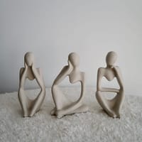 IMG_2452 Les 3 pensives beige